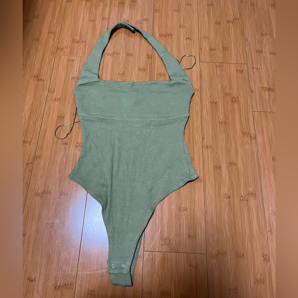 Xs Weekend Green Body Suit